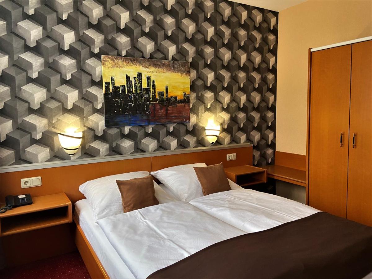 Hotel Stadt Hamburg Am Fluss Saarbrücken Exteriér fotografie
