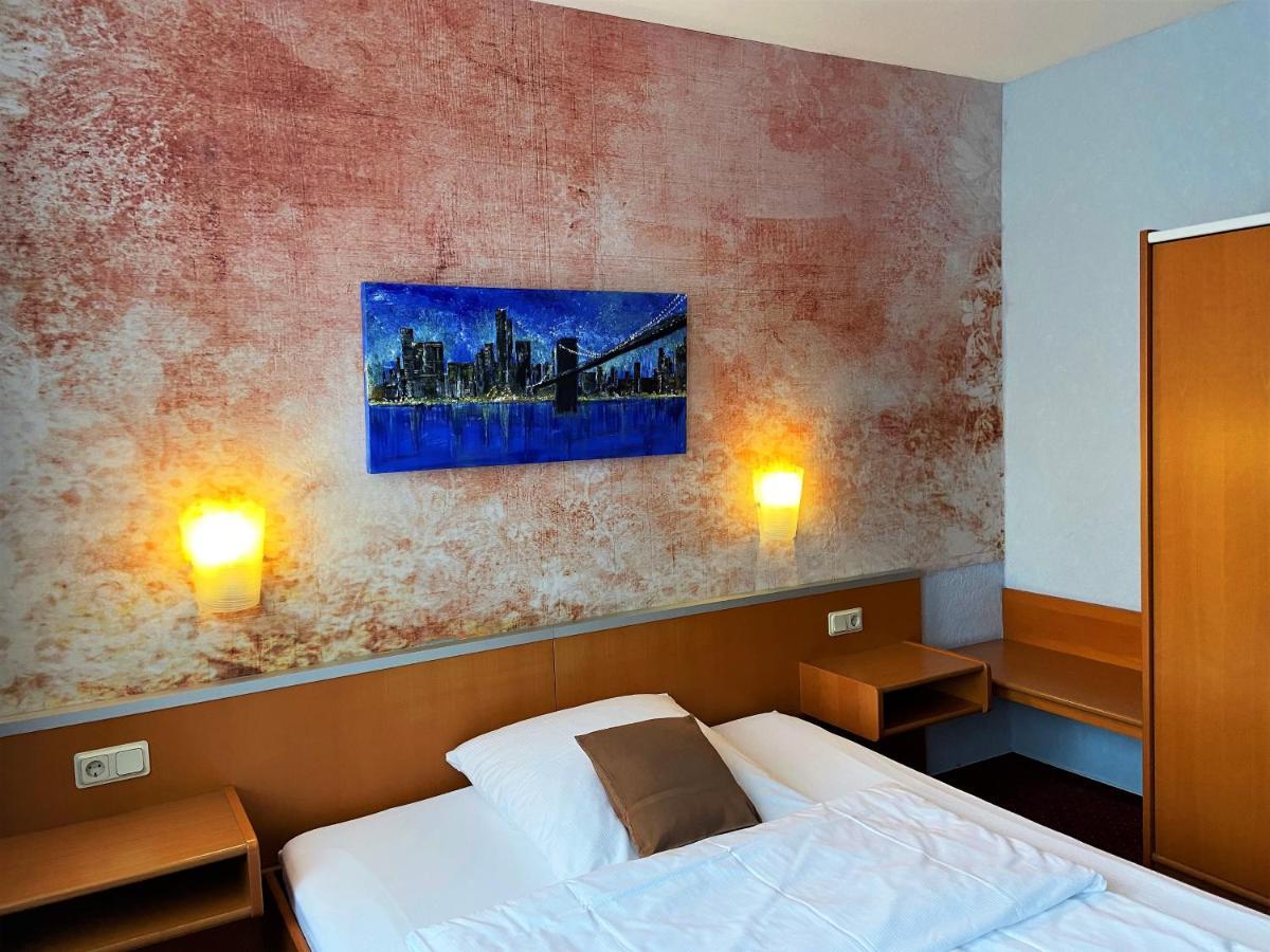 Hotel Stadt Hamburg Am Fluss Saarbrücken Exteriér fotografie