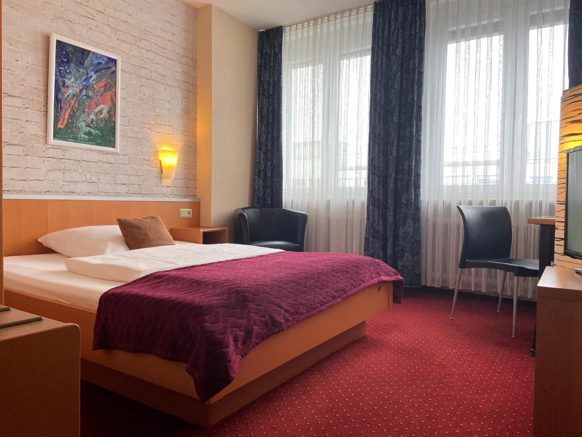 Hotel Stadt Hamburg Am Fluss Saarbrücken Exteriér fotografie