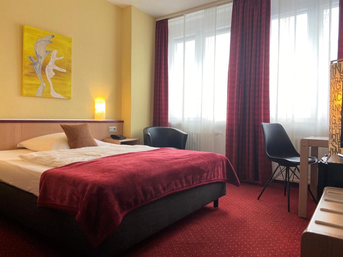 Hotel Stadt Hamburg Am Fluss Saarbrücken Exteriér fotografie