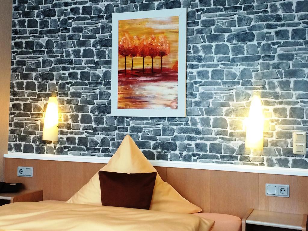 Hotel Stadt Hamburg Am Fluss Saarbrücken Pokoj fotografie