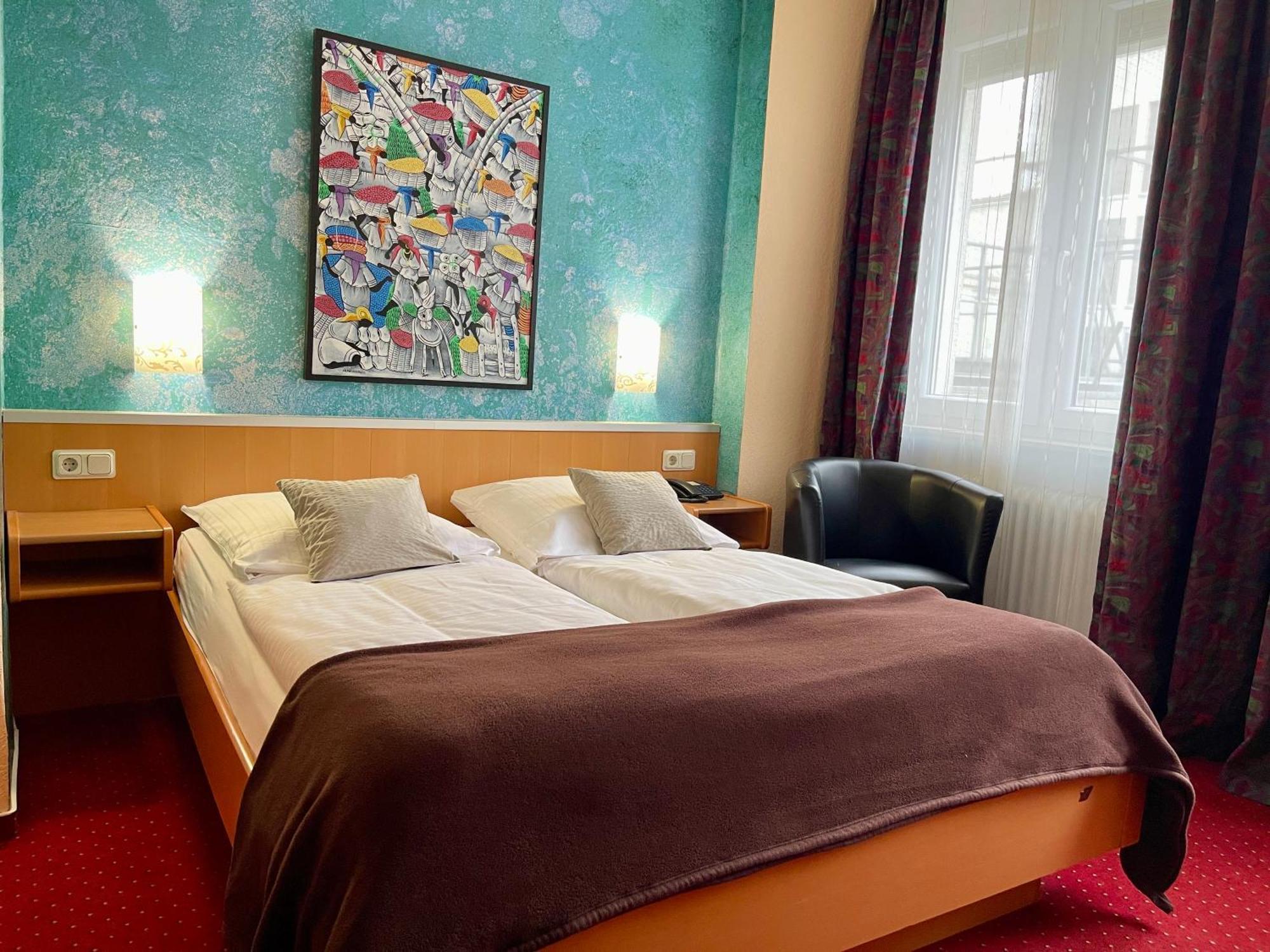 Hotel Stadt Hamburg Am Fluss Saarbrücken Exteriér fotografie