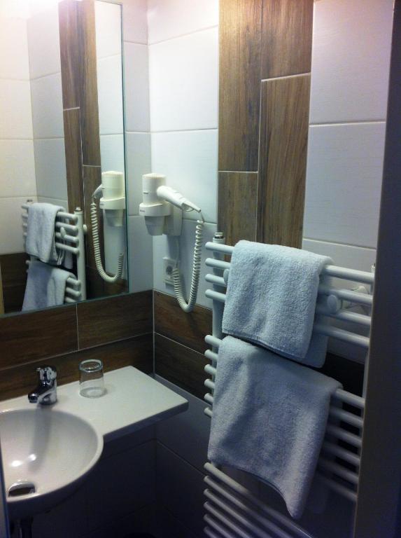 Hotel Stadt Hamburg Am Fluss Saarbrücken Pokoj fotografie